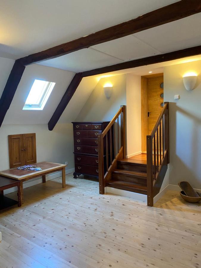 Apartman Na Statku Miskovice  Экстерьер фото